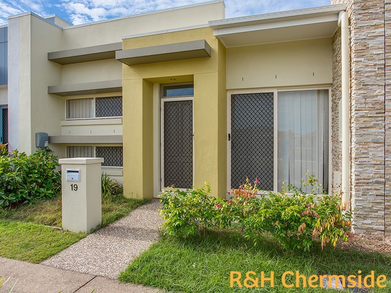 19 Daintree Park Way, Fitzgibbon QLD 4018