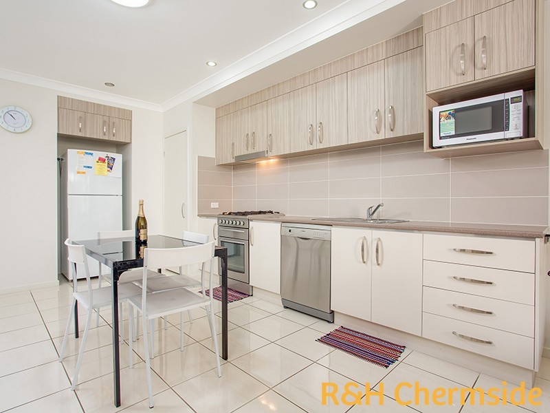 19 Daintree Park Way, Fitzgibbon QLD 4018