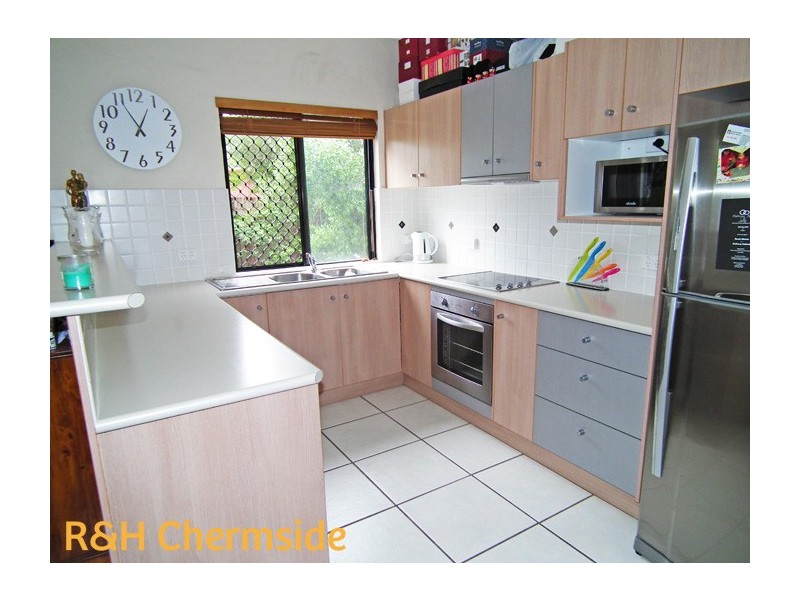 2/27 Latham St, Chermside QLD 4032
