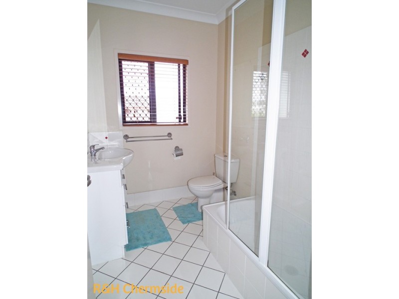 2/27 Latham St, Chermside QLD 4032