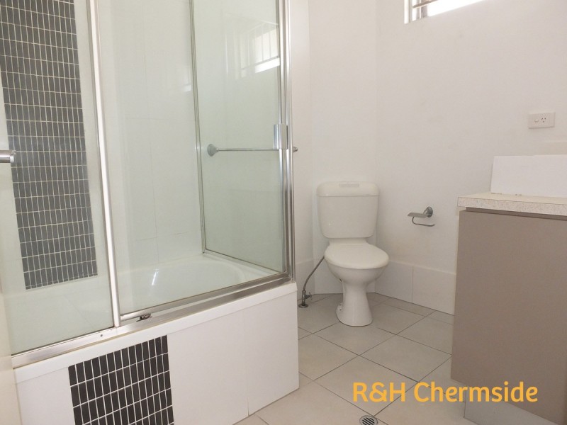 2/57 Wallace St, Chermside QLD 4032