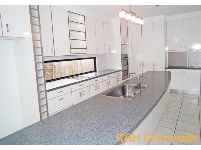 125 White St, Wavell Heights QLD 4012