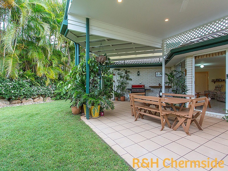 9 Goldberg   Pl, Bridgeman Downs QLD 4035