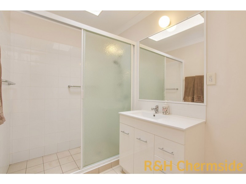 1 / 33 Hibiscus Circuit, Fitzgibbon QLD 4018