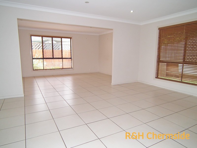 Warner QLD 4500