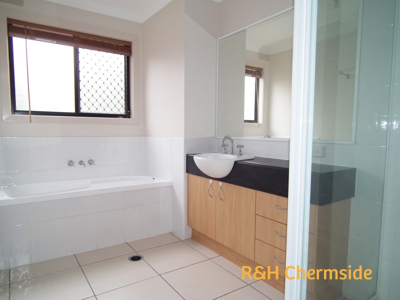 Warner QLD 4500