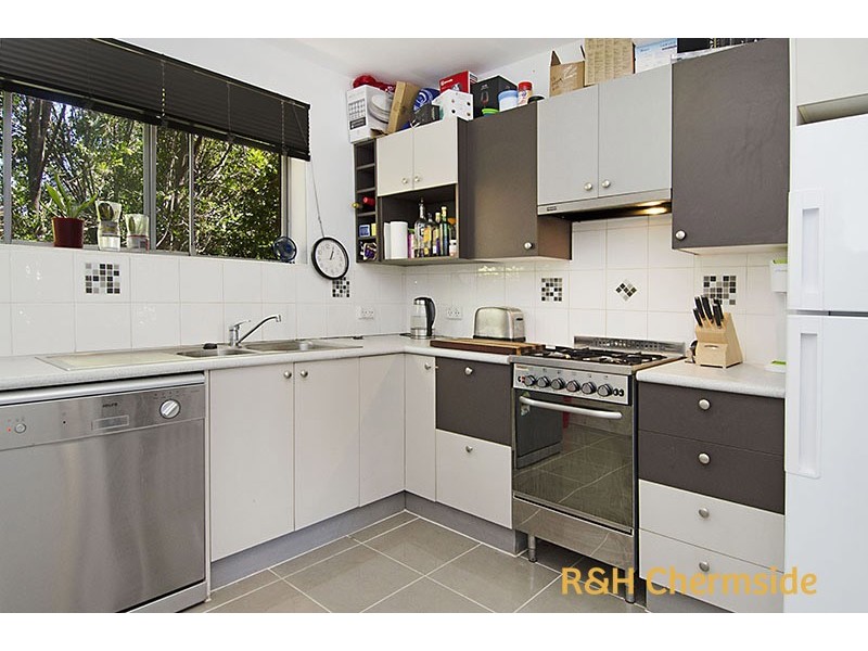 2/24 Figgis St, Kedron QLD 4031