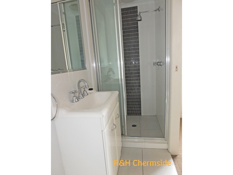 2/57 Wallace St, Chermside QLD 4032