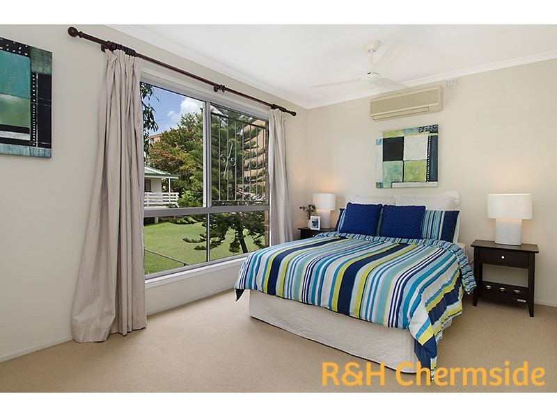 4/12 Sammells Dr, Chermside QLD 4032