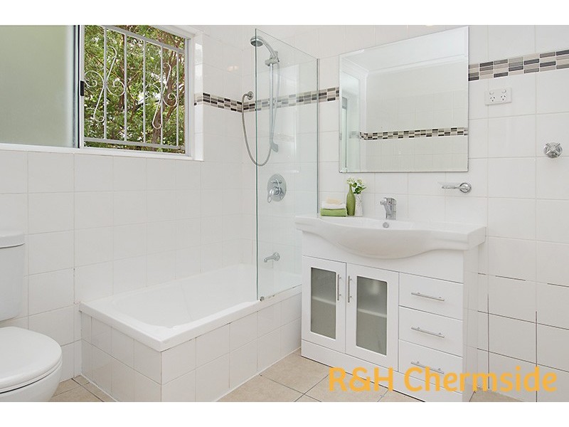 4/12 Sammells Dr, Chermside QLD 4032