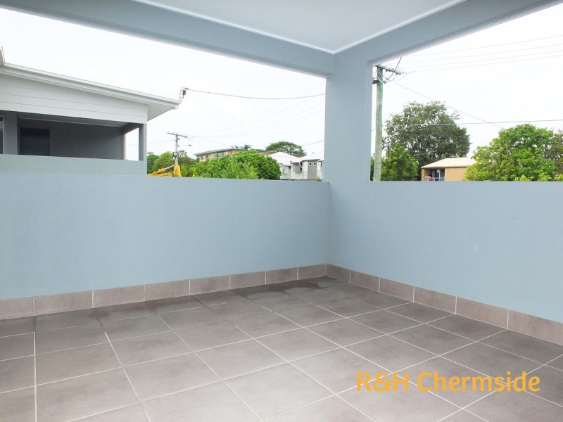 1/27 Grasspan Street, Zillmere QLD 4034