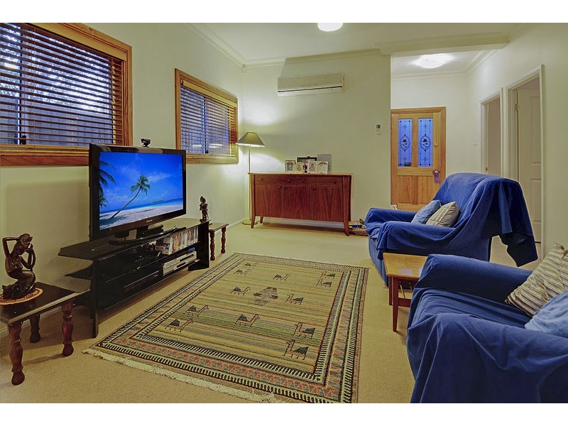 9 Somers Street, Nudgee QLD 4014