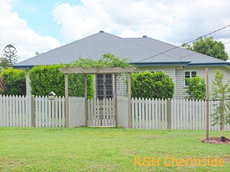 2 Evans St, Kedron QLD 4031