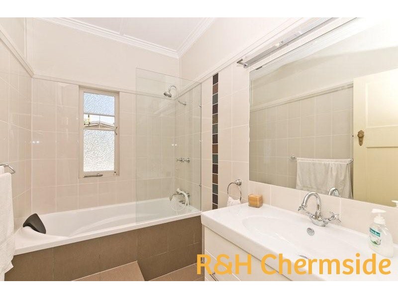 2 Evans St, Kedron QLD 4031