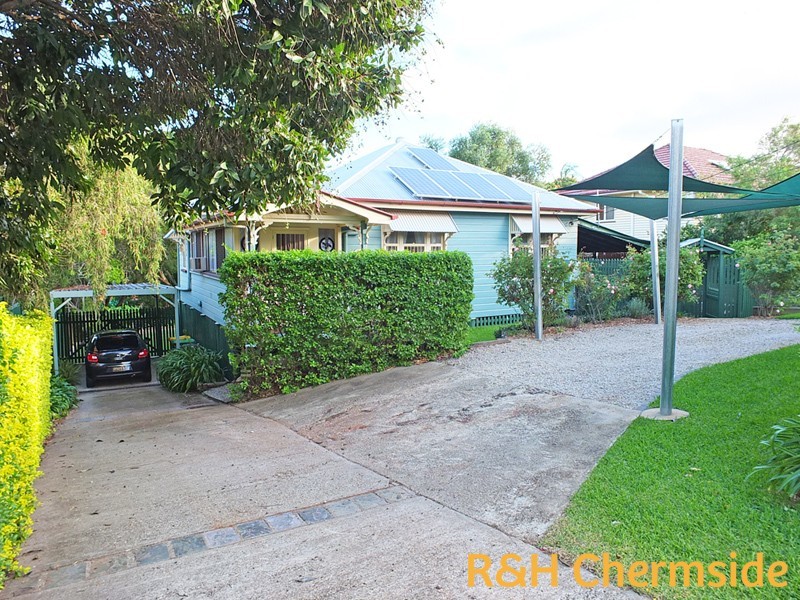 554 Robinson Rd, Aspley QLD 4034