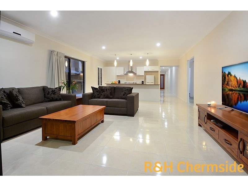 157 Kitchener Rd, Kedron QLD 4031