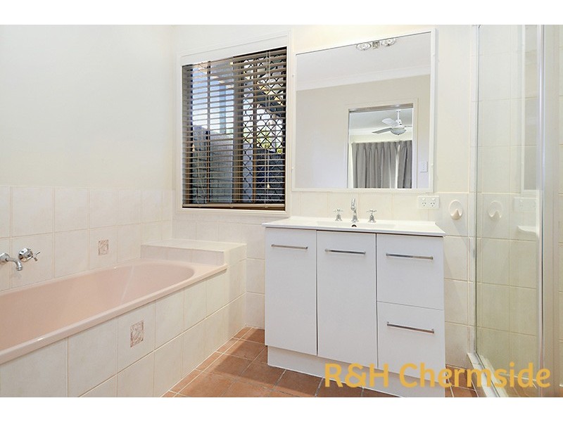 7 Athabasca Cl, Wavell Heights QLD 4012