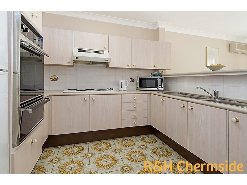 2/34 Farnell St, Chermside QLD 4032