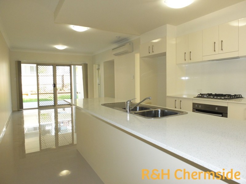 2/3 Tabbil Street, Zillmere QLD 4034