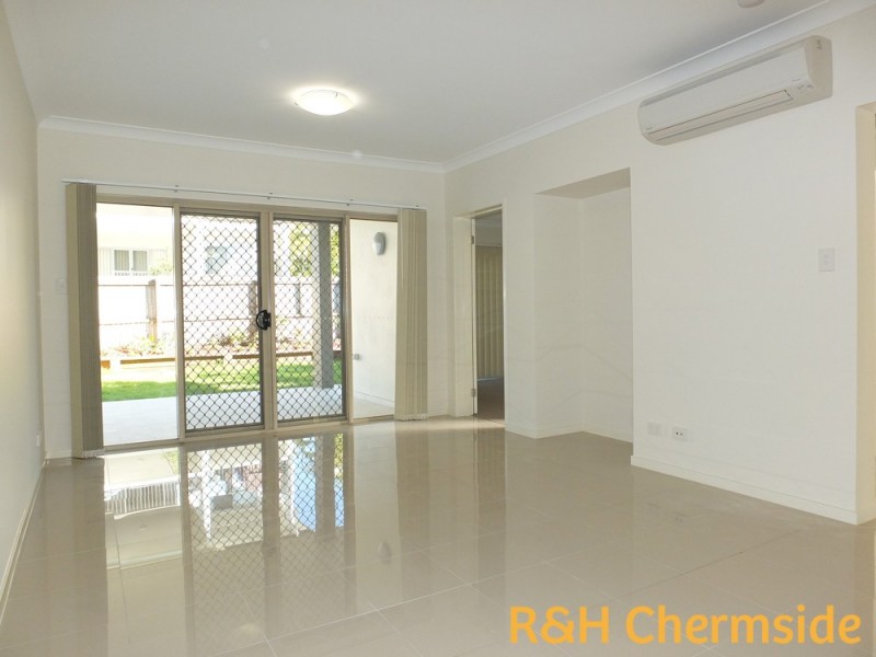 2/3 Tabbil Street, Zillmere QLD 4034