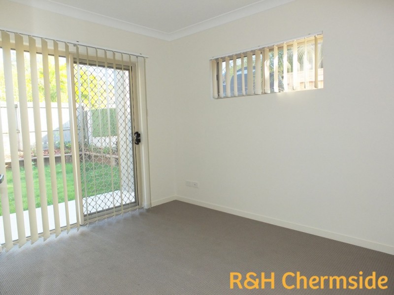 2/3 Tabbil Street, Zillmere QLD 4034