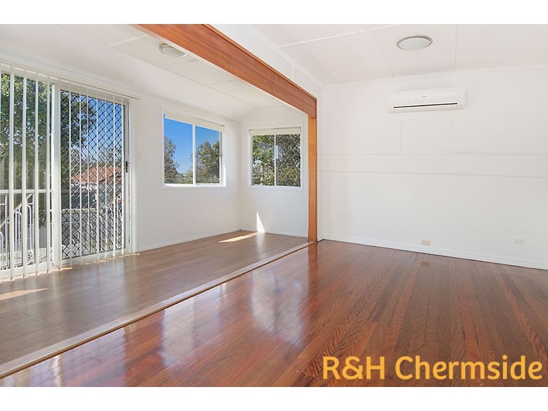 704 Hamilton Rd, Chermside West QLD 4032