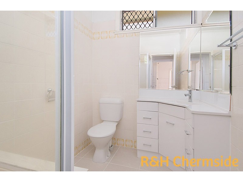 704 Hamilton Rd, Chermside West QLD 4032