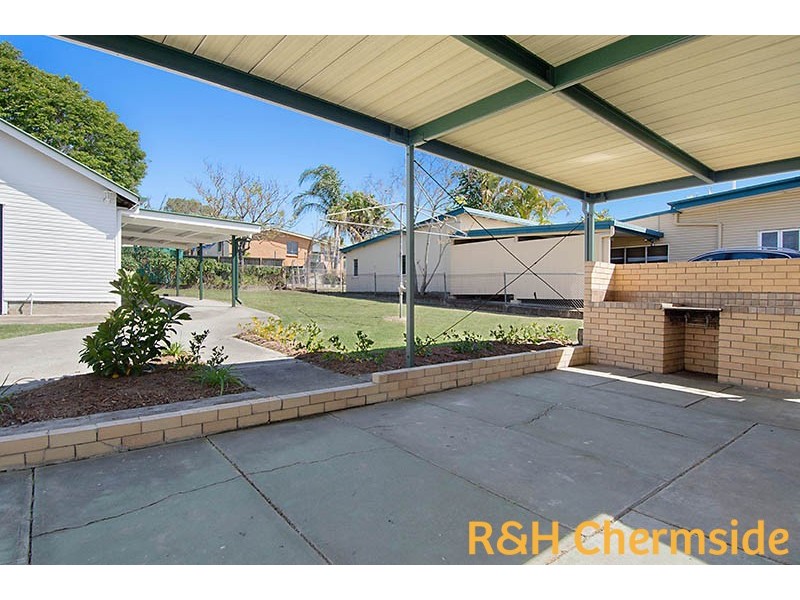 704 Hamilton Rd, Chermside West QLD 4032