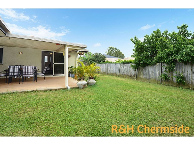 16 Pyrenees St, Carseldine QLD 4034