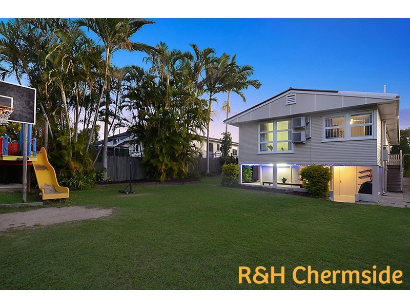 32 Pullford Street, Chermside West QLD 4032