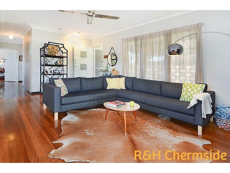 7 Ronmack Street, Chermside QLD 4032