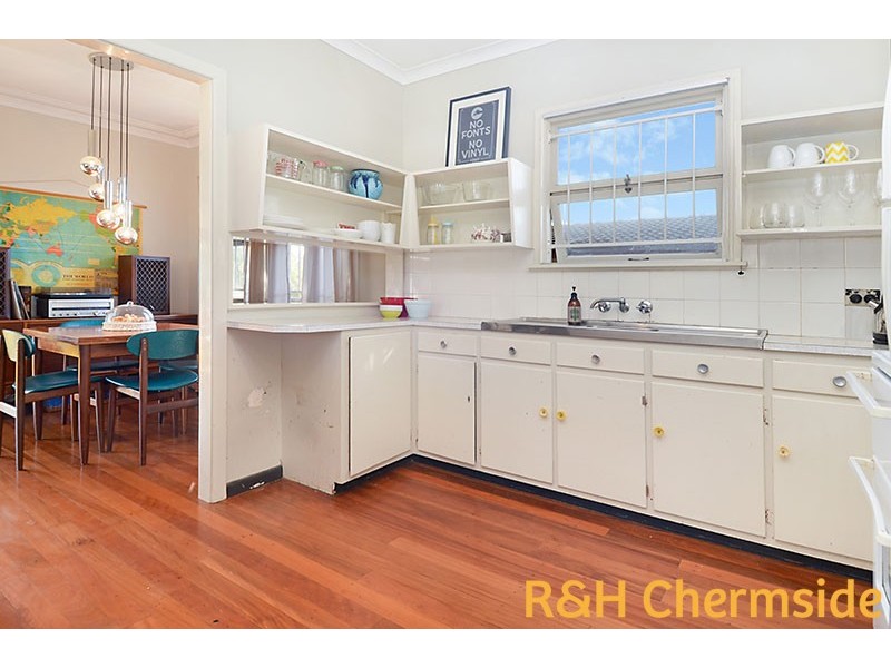 7 Ronmack Street, Chermside QLD 4032