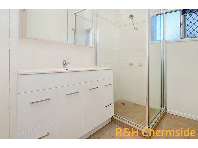 21 Cuthbert St, Albany Creek QLD 4035