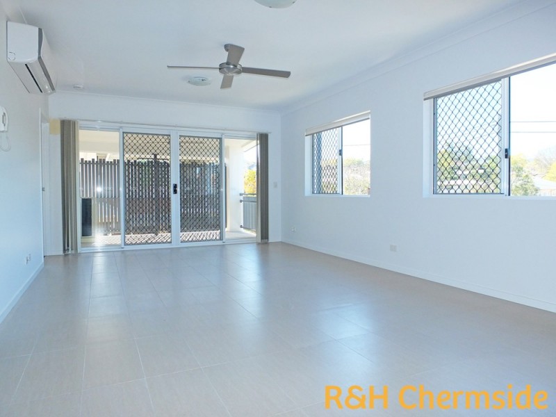 2/12 Lutana St, Stafford QLD 4053