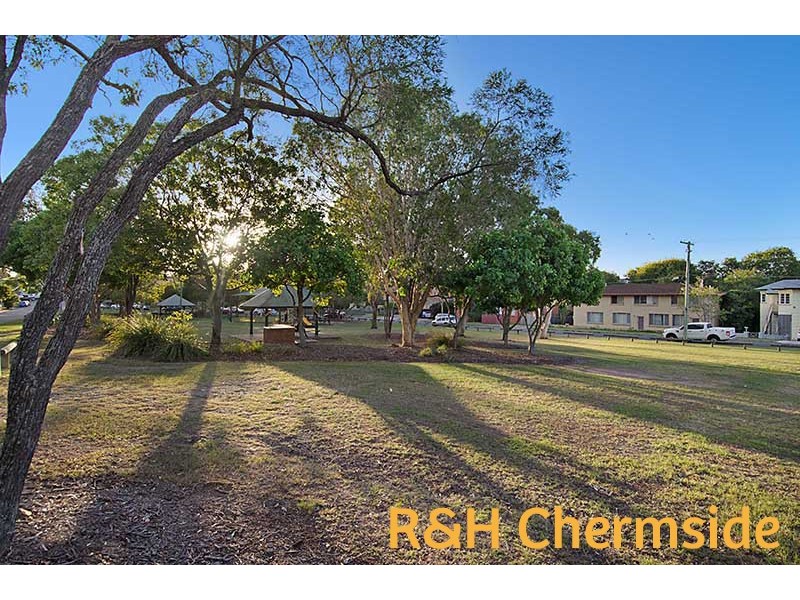 2/58 Norman Drive, Chermside QLD 4032