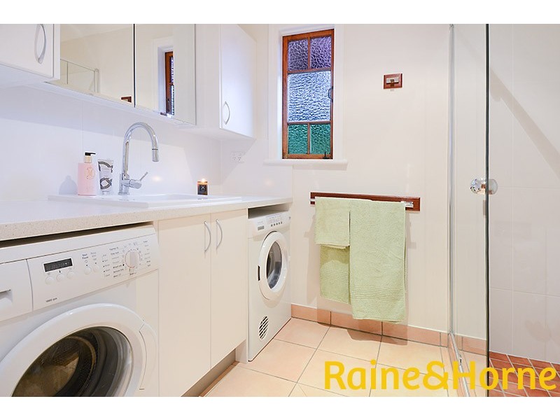 12 Darling Street, Sandgate QLD 4017