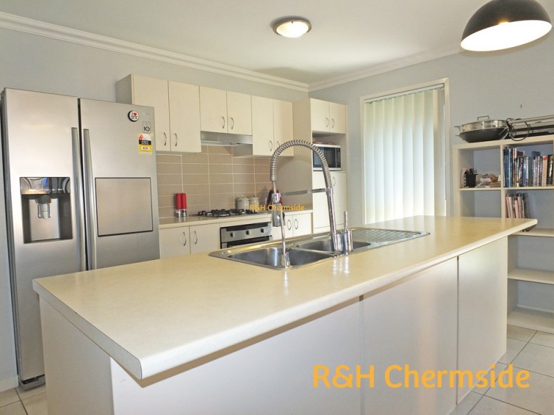 71 Castlewellan Cct, Warner QLD 4500