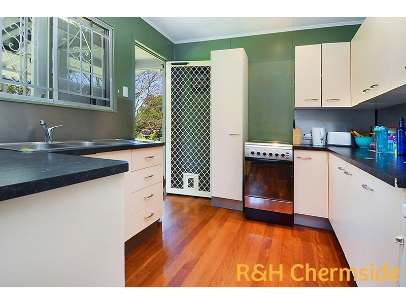 12 Caronga St, Wavell Heights QLD 4012