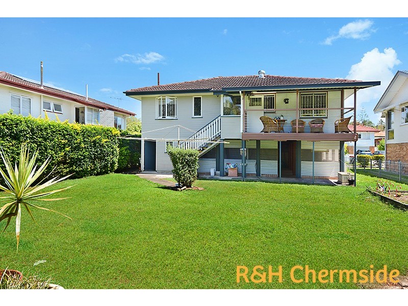 12 Caronga St, Wavell Heights QLD 4012