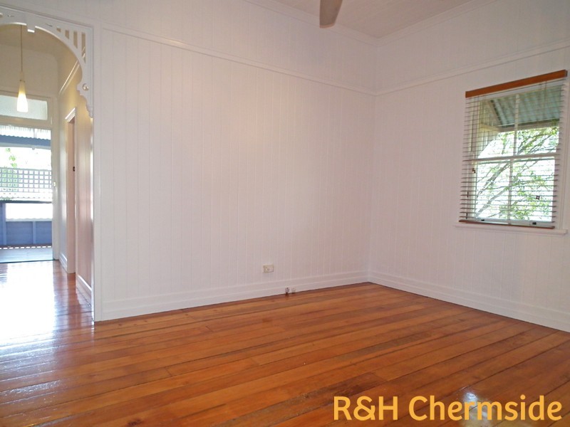 10 Gordon St, Gordon Park QLD 4031