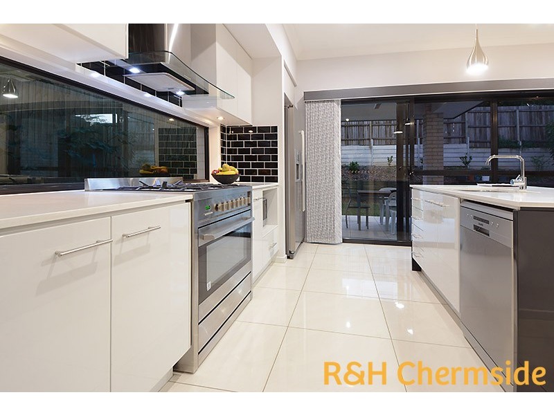 320 Maundrell Tce, Aspley QLD 4034