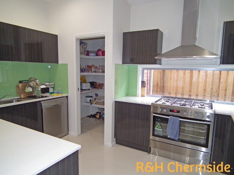 35 Blue Mountains Cres, Fitzgibbon QLD 4018