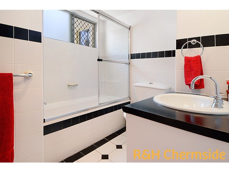 2/79 Dobson Street, Ascot QLD 4007