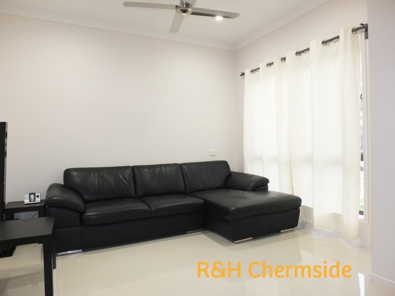 33 Blue Mountain Cres, Fitzgibbon QLD 4018