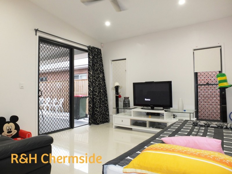 33 Blue Mountain Cres, Fitzgibbon QLD 4018