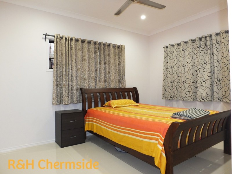 33 Blue Mountain Cres, Fitzgibbon QLD 4018