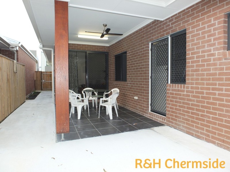 33 Blue Mountain Cres, Fitzgibbon QLD 4018