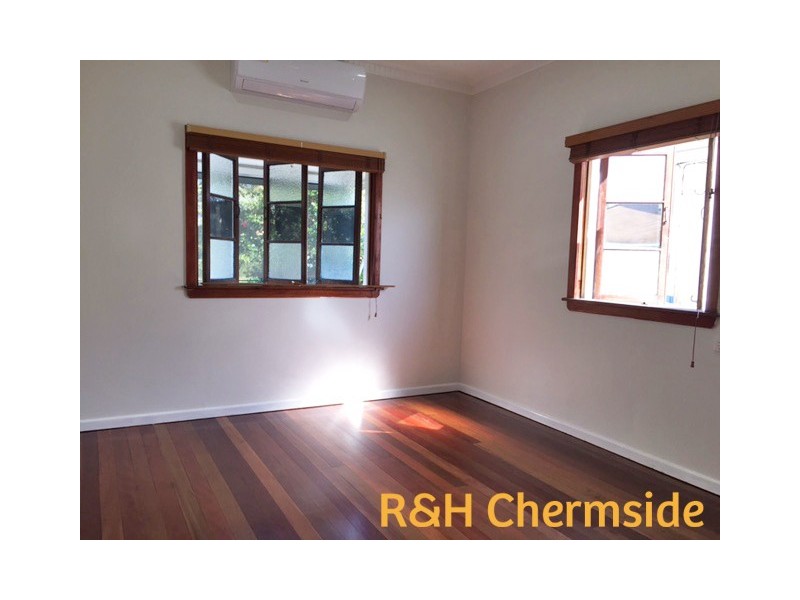 319 Beaconsfield Tce, Brighton QLD 4017