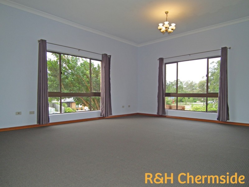 4 Savalas St, Mcdowall QLD 4053