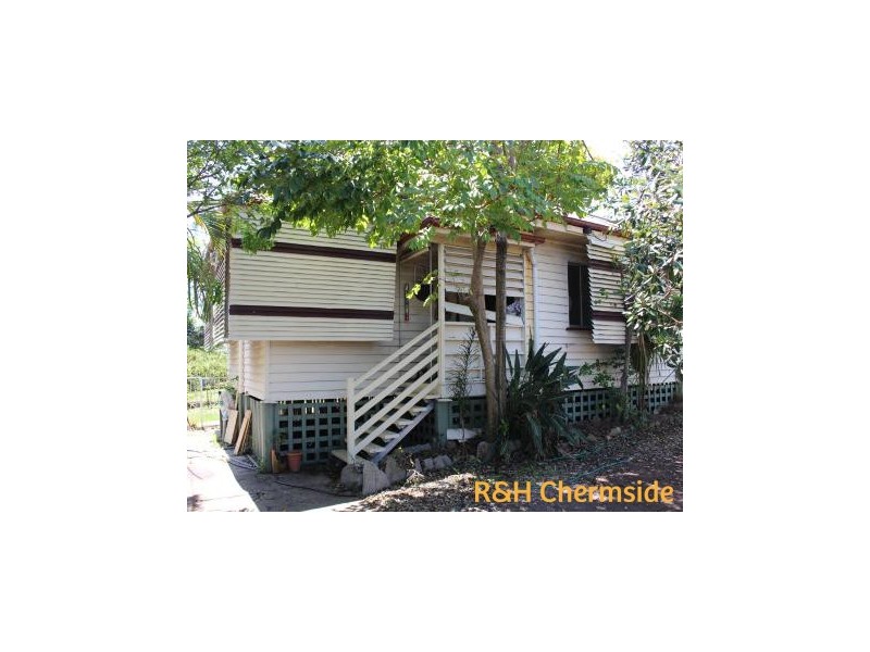 323 Hamilton Rd, Chermside QLD 4032